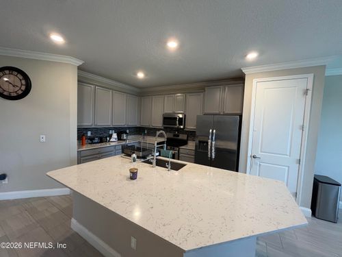 211 Diamondback Ave, St Augustine, FL, 32095-7587 | Card Image