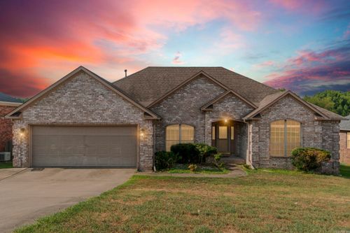 3401 N Ridge Dr, Jacksonville, AR, 72076-4197 | Card Image