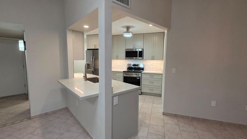 16863 N 103rd Ave, Sun City, AZ, 85351-1176 | Card Image