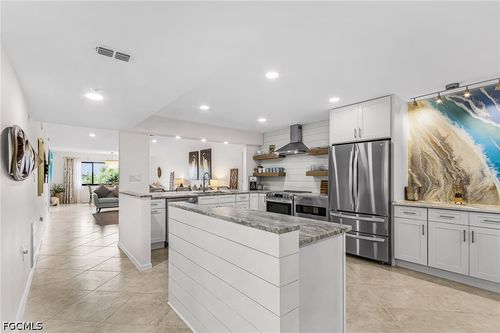 237-9901 Sunset Cove Ln, FORT MYERS, FL, 33919-4217 | Card Image