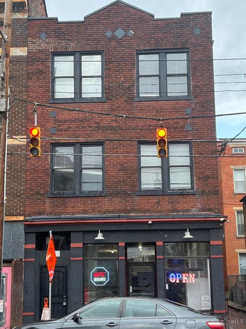 1646 Vine St, Cincinnati, OH, 45202-4630 | Card Image