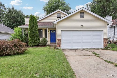 11040 Bernice Ave, Saint Ann, MO, 63074-2115 | Card Image