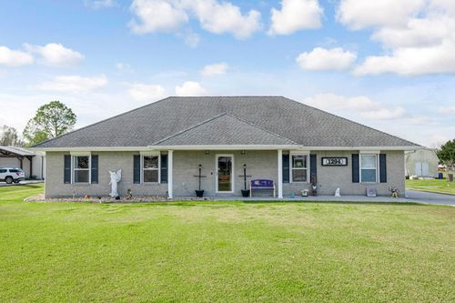 1294 Burma Rd, Thibodaux, LA, 70301-6182 | Card Image