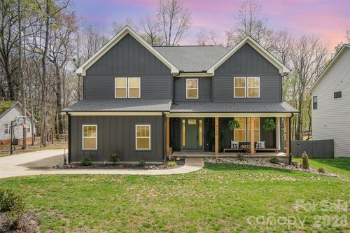 4125 Spring St, Matthews, NC, 28105-7220 | Card Image