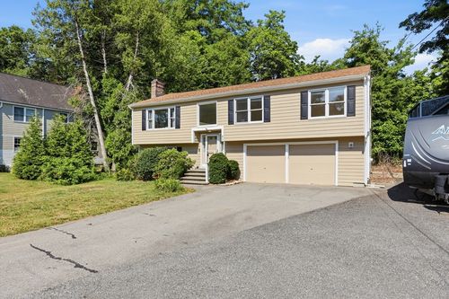 51 Hosmer St, Acton, MA, 01720-5532 | Card Image