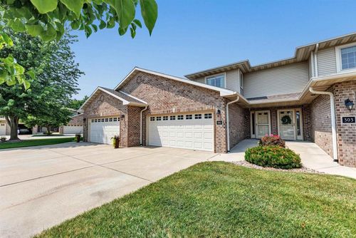 302-1300 Alpine Drive, GREEN BAY, WI, 54311 | Card Image