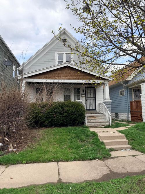1304 W Ring St, Milwaukee, WI, 53206-2860 | Card Image