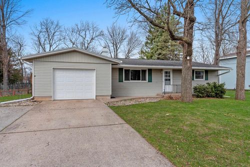 3040 Sheldon Drive, Algoma, WI, 54904 | Card Image