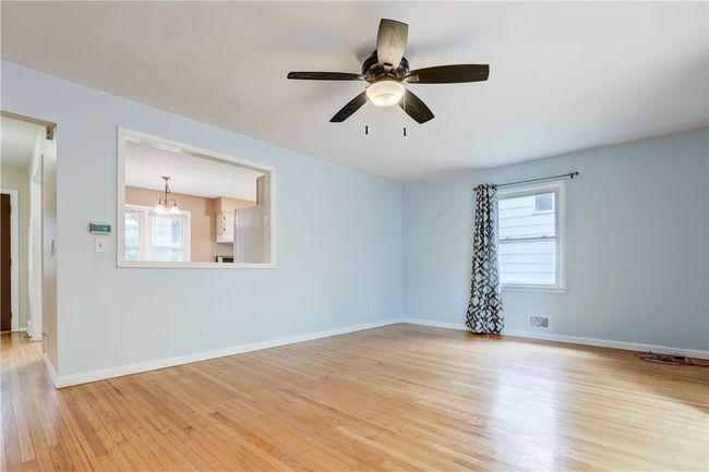 living room | Image 8