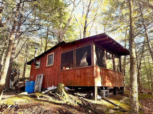 142 Henniker Rd, Warner, NH, 03278-4309 | Card Image