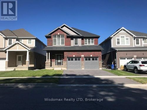 15 Winterberry Blvd, Thorold, ON, L2V0J1 | Card Image