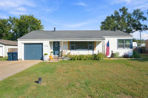 1106 N Taylor, El Dorado, KS, 67042 | Card Image