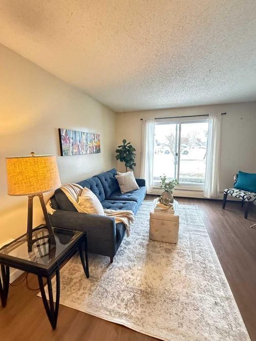 5107-315 Southampton Dr Sw, Calgary, AB, T2W2T6 | Card Image