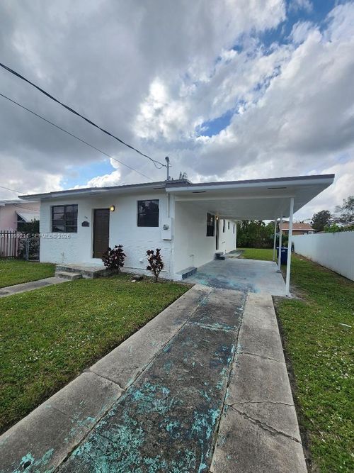 0-7750 Nw 14th Pl, Miami, FL, 33147-5769 | Card Image