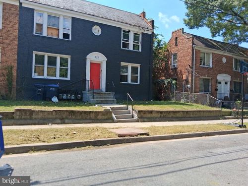 325 Parkland Pl Se, WASHINGTON, DC, 20032-1658 | Card Image