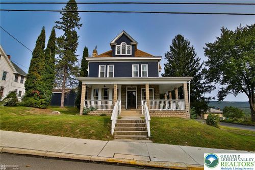431 E Washington St, Slatington, PA, 18080-1928 | Card Image