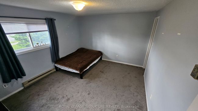 3 - 1605 Charles St, Condo with 3 bedrooms, 1 bathrooms and 1 parking in Whitby ON | Image 7
