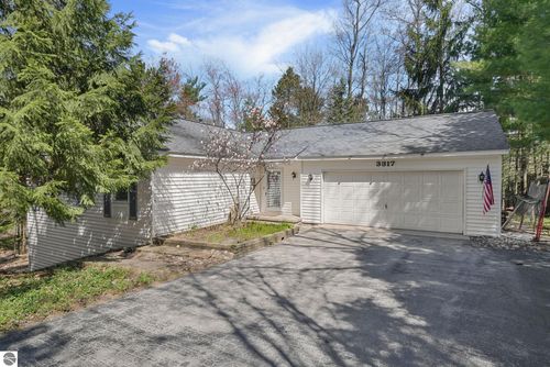 3317 N Timberwood Dr, Traverse City, MI, 49686-3839 | Card Image