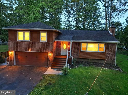14 E Parkway, ELKTON, MD, 21921-2041 | Card Image