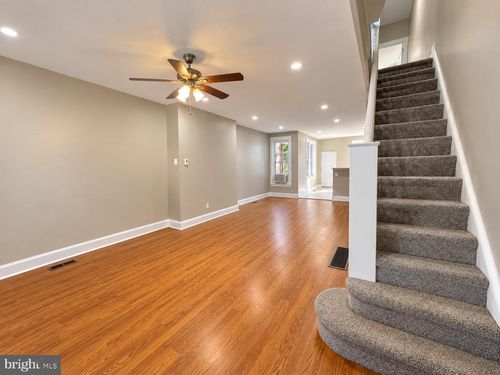 6563 N Lambert St, PHILADELPHIA, PA, 19138-3112 | Card Image