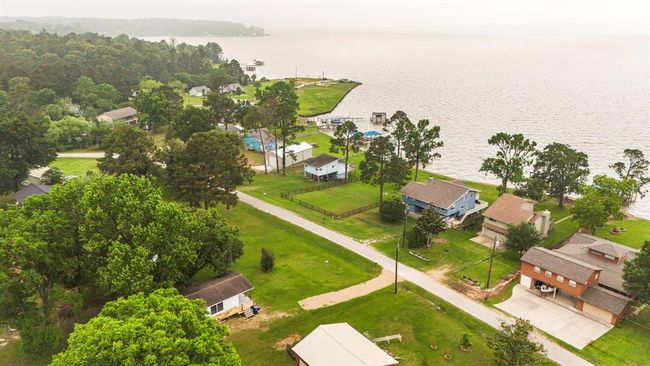 110 Lakeview Shores Dr, House other with 3 bedrooms, 1 bathrooms and null parking in Coldspring TX | Image 11