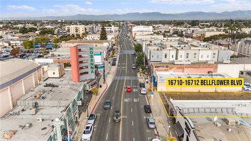 16712 Bellflower, Bellflower, CA, 90706 | Card Image