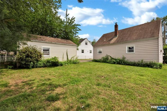 207 New York Ave, House other with 4 bedrooms, 1 bathrooms and null parking in Bergenfield NJ | Image 6