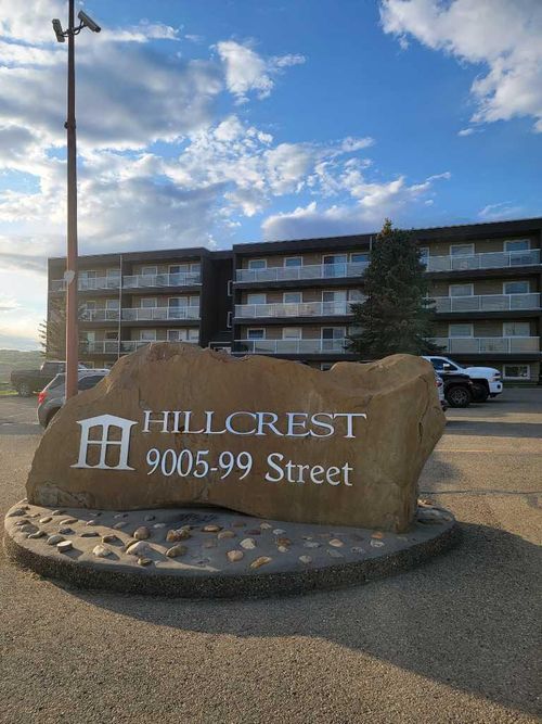 106-9005 99 Street, Peace River, AB, T8S1H1 | Card Image