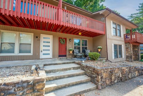 31 Nantucket Dr, Bella Vista, AR, 72715-8178 | Card Image