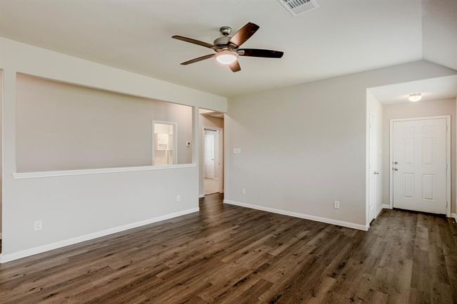 4922 Blue Jacaranda Way, House other with 3 bedrooms, 2 bathrooms and 2 parking in Spring TX | Image 7