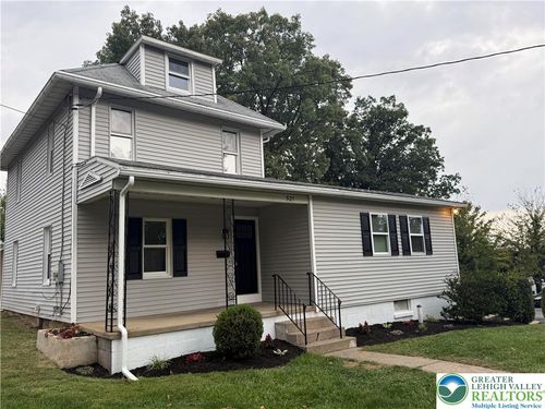 521 Wood St, Emmaus, PA, 18049-3849 | Card Image