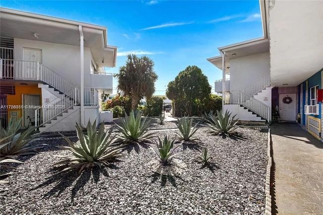 4 - 7271 Gary Ave, Home with 2 bedrooms, 2 bathrooms and null parking in Miami Beach FL | Image 17