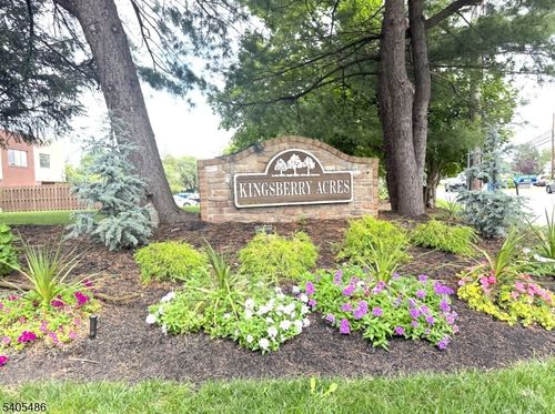 237-237 Kingsberry Dr, SOMERSET, NJ, 08873-4315 | Card Image