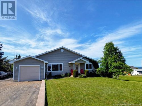 7701 Rue Du Havre, Bas Caraquet, NB, E1W5W9 | Card Image