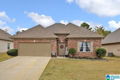 813 Savannah Ln, CALERA, AL, 35040-5548 | Card Image