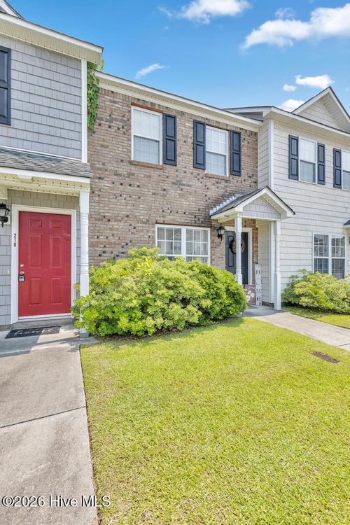 208 Bridgewood Dr, Jacksonville, NC, 28546-8379 | Card Image