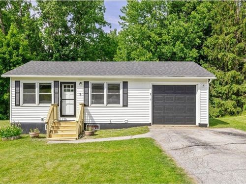 5 Orchard St, Saint Albans, VT, 05478-5115 | Card Image