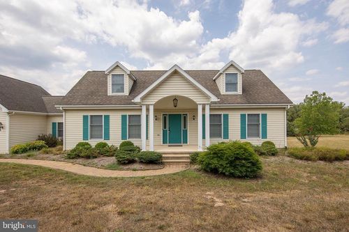 317 Strawberry Ln, AUGUSTA, WV, 26704-5267 | Card Image
