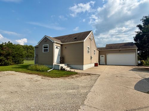 25103 Prophet Rd, Rock Falls, IL, 61071-9640 | Card Image