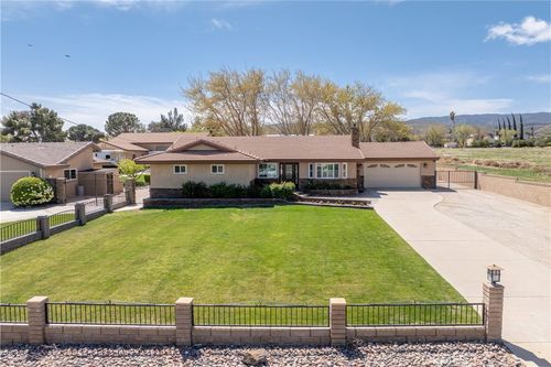 4822 W Avenue M12, Lancaster, CA, 93536-2428 | Card Image