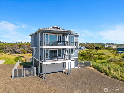 412 Dune Crest Drive, Westport, WA, 98595 | Card Image