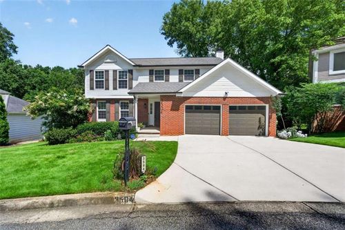 3504 Castlehill Ct, Tucker, GA, 30084-3201 | Card Image