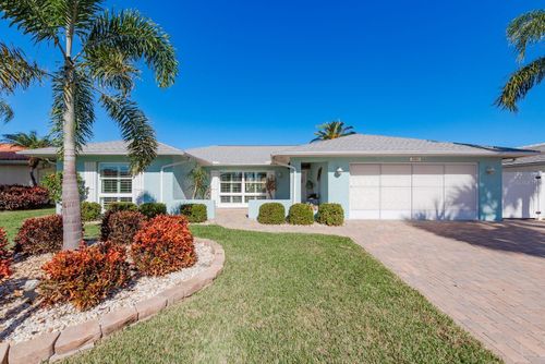 3301 Seaway Dr, New Port Richey, FL, 34652-3025 | Card Image