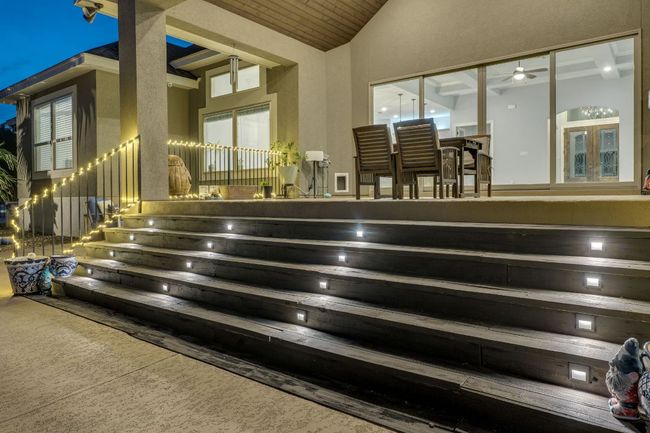 Outdoor staircase | Image 31