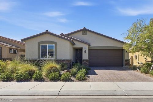 2165 Rio Rancho Pointe Pl, Henderson, NV, 89002-8606 | Card Image
