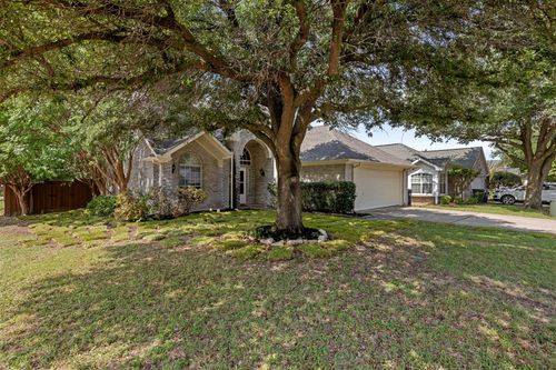 2301 Brookview Dr, Mckinney, TX, 75072-3845 | Card Image