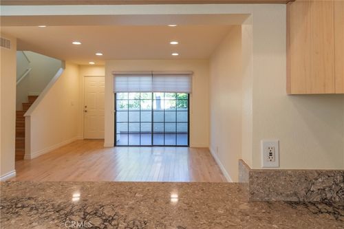 281-2971 Plaza Del Amo, Torrance, CA, 90503 | Card Image