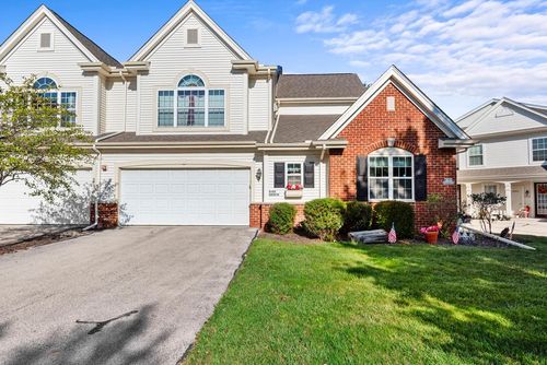 702-N165W20576 Berry Patch Road, Jackson, WI, 53037 | Card Image