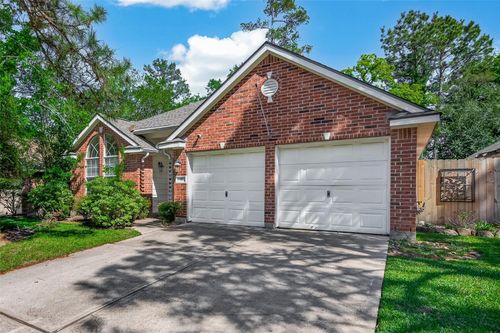 18 Mulberry Glen Pl, The Woodlands, TX, 77382-1617 | Card Image