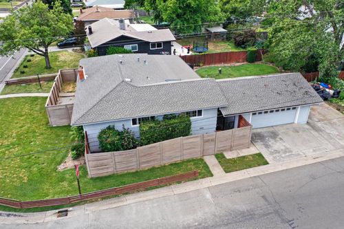 8963 Pershing Avenue, Orangevale, CA, 95662 | Card Image